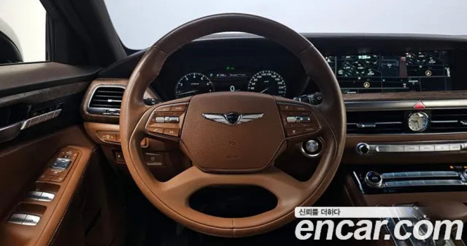 Genesis G90 