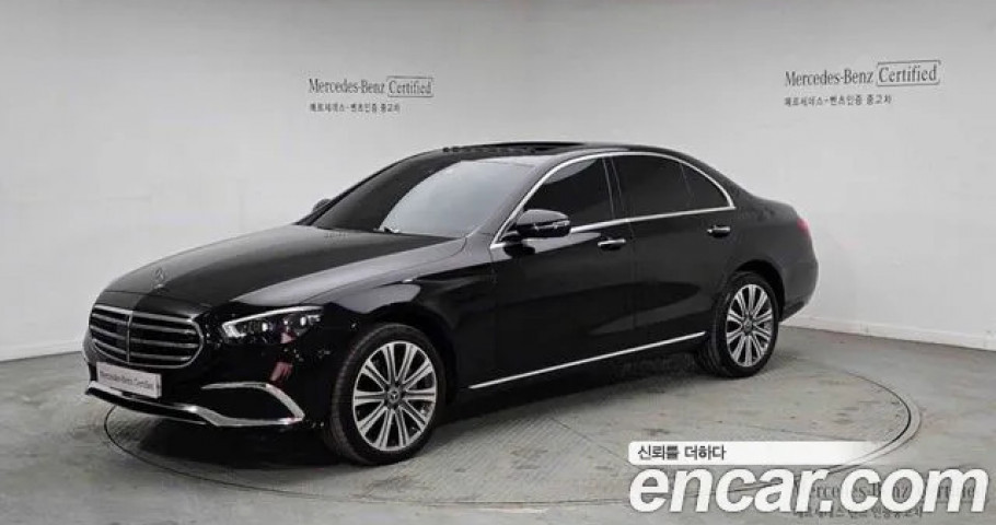 Mercedes-Benz E-Class 