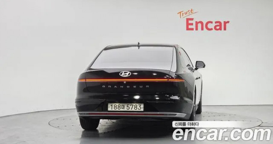 Hyundai Grandeur 