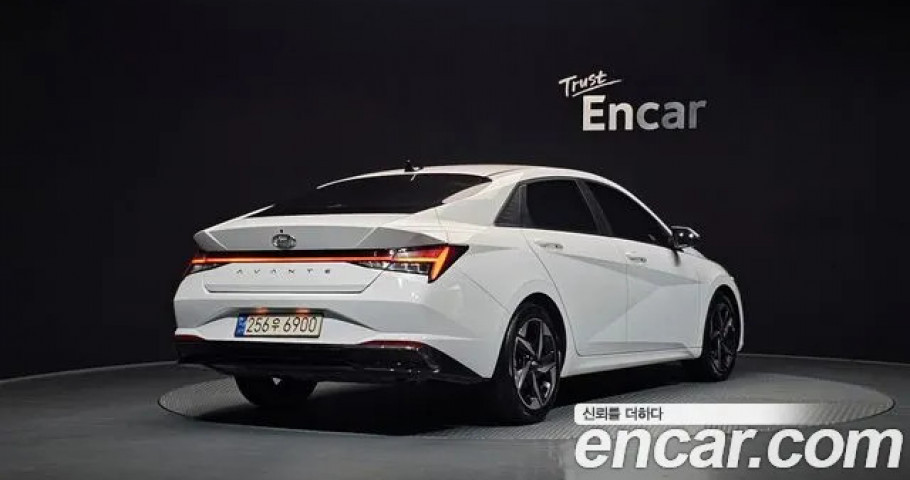 Hyundai Avante (Elantra) 