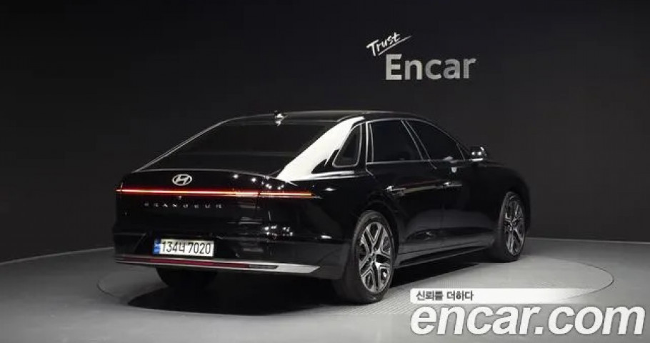 Hyundai Grandeur 