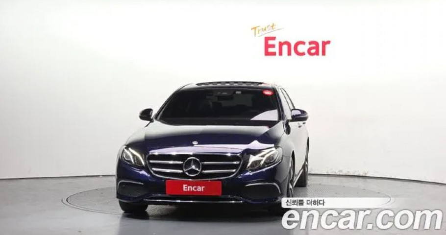 Mercedes-Benz E-Class 