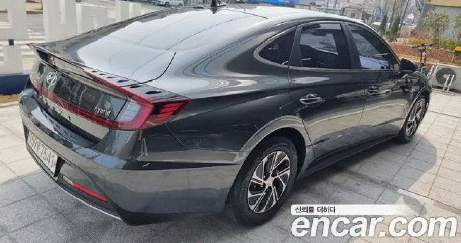 Hyundai Sonata 