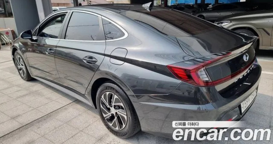 Hyundai Sonata 