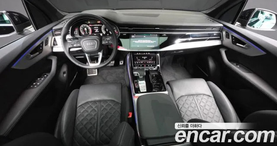 Audi Q7 