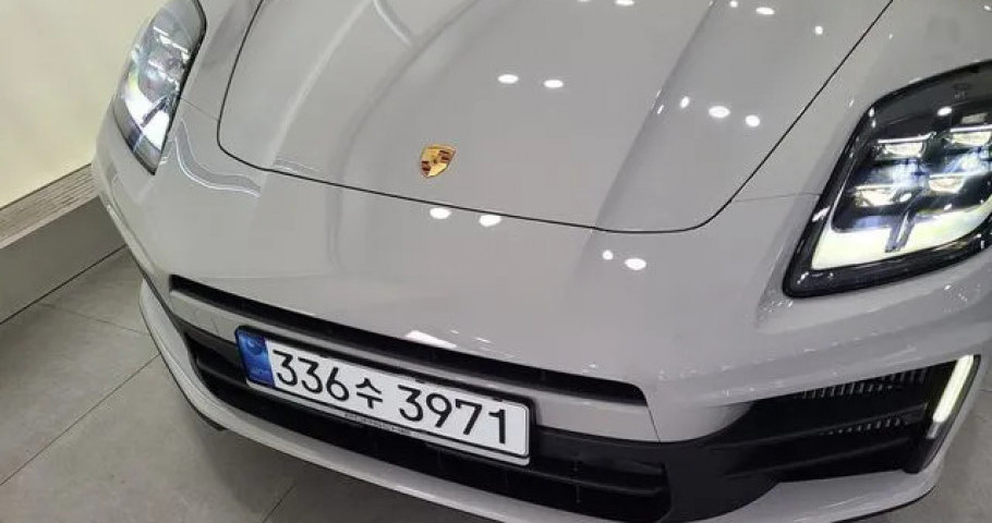 Porsche Panamera 