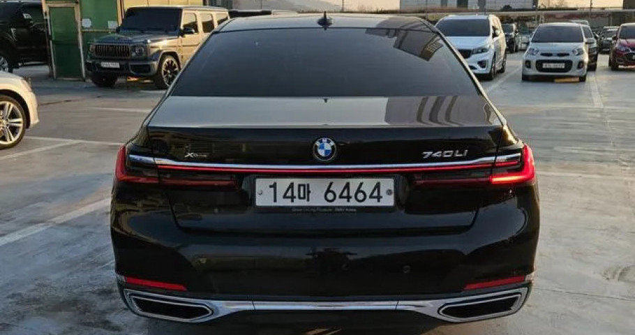 Bmw 7-Series 
