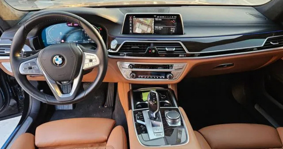 Bmw 7-Series 