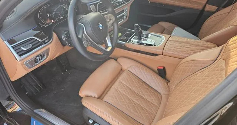 Bmw 7-Series 