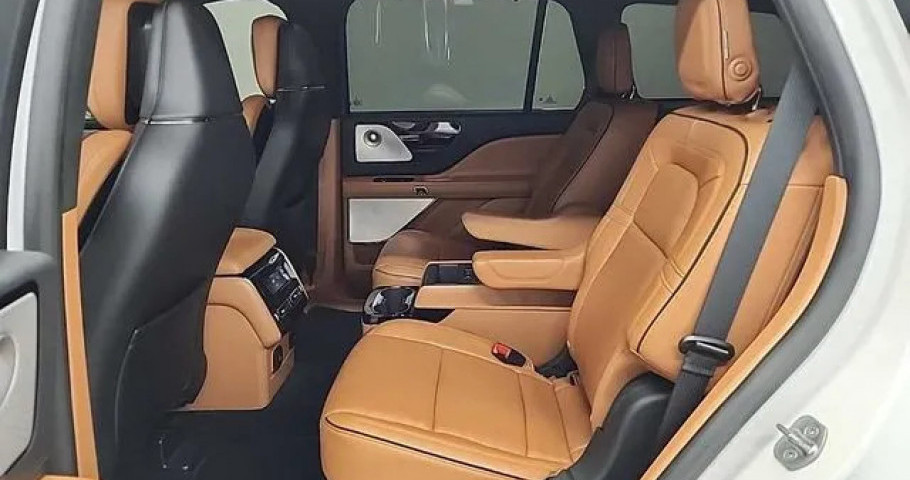 Lincoln Aviator 