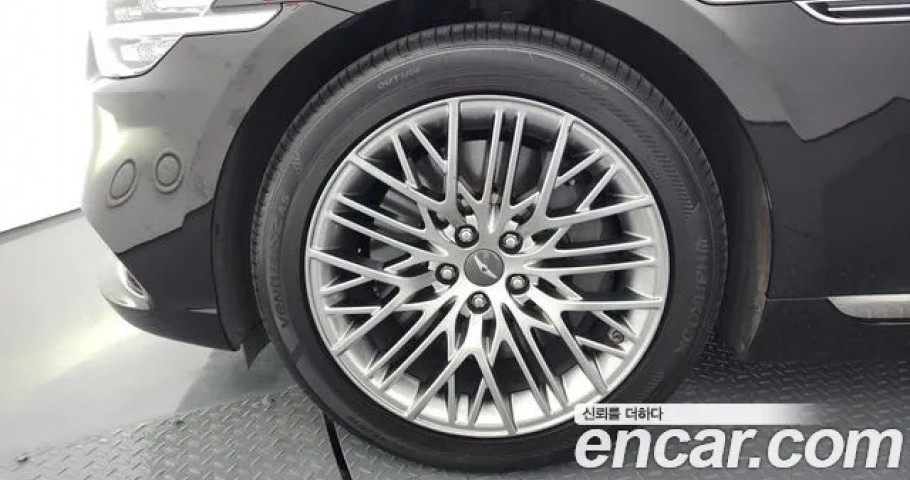 Genesis G90 