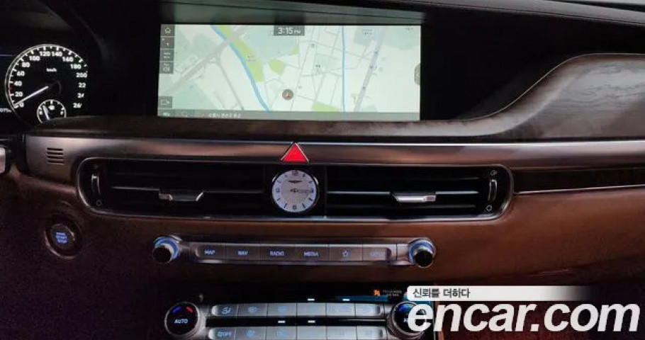 Genesis G90 