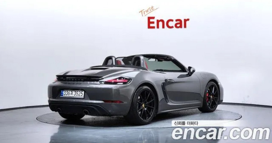 Porsche 718 