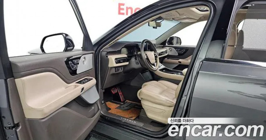 Lincoln Aviator 