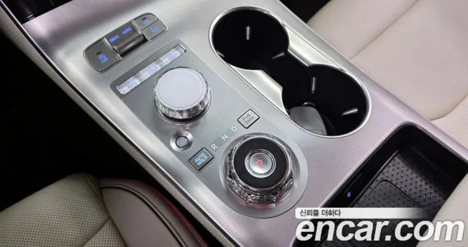 Genesis Gv70 