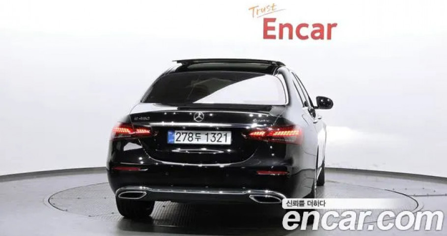 Mercedes-Benz E-Class 