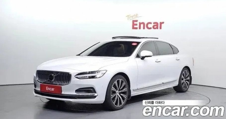 Volvo S90 
