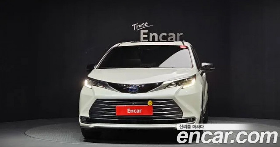 Toyota Sienna 