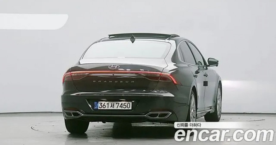 Hyundai Grandeur 