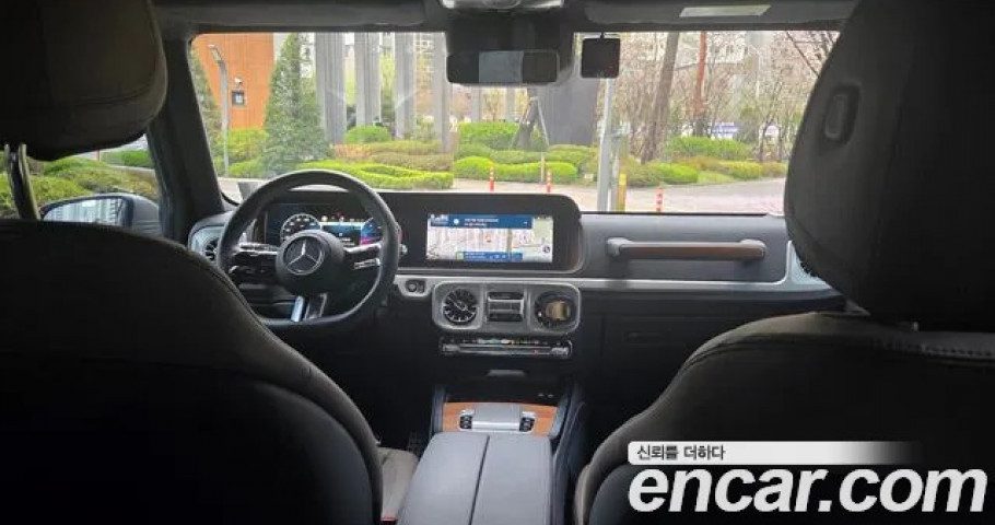 Mercedes-Benz G-Class 
