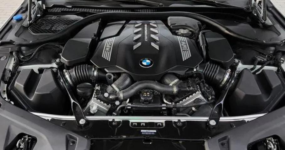Bmw 8-Series 