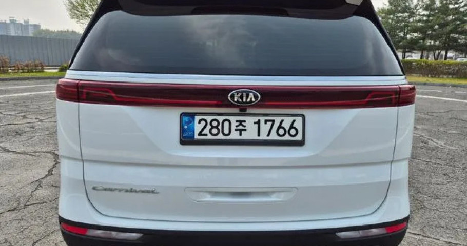 Kia Carnival 