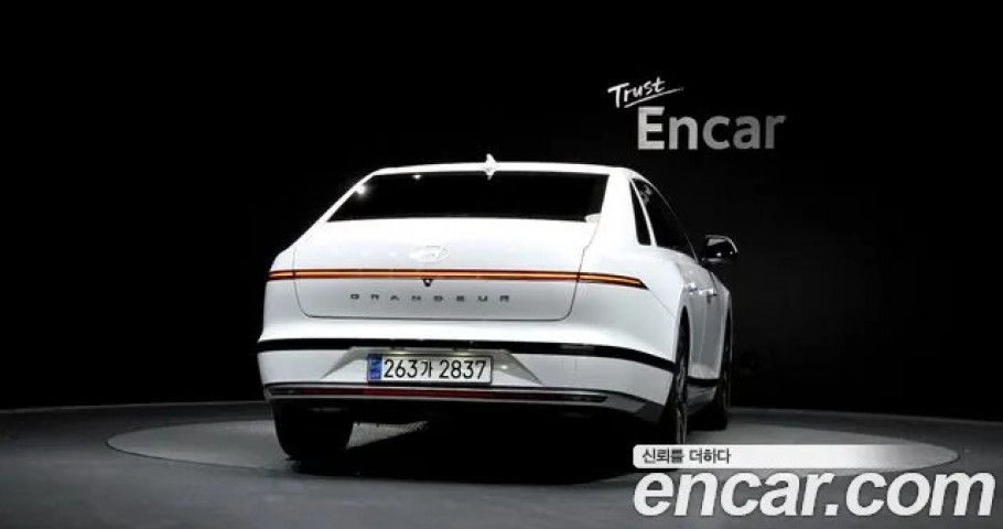 Hyundai Grandeur 
