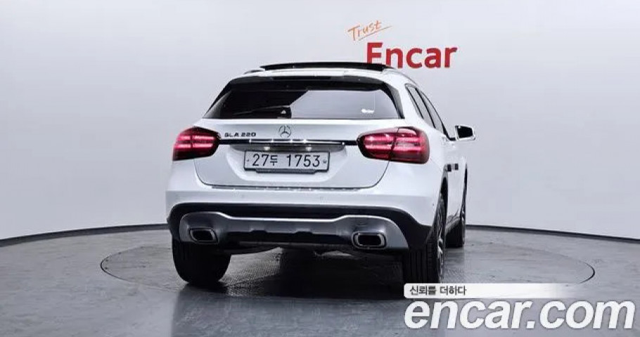 Mercedes-Benz Gla-Class 