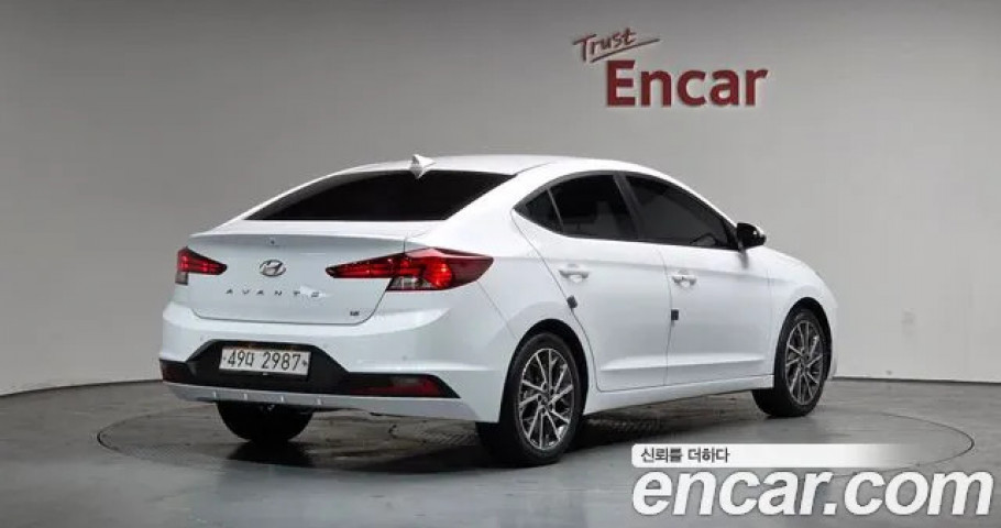 Hyundai Avante (Elantra) 