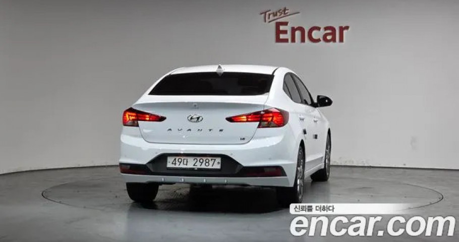 Hyundai Avante (Elantra) 