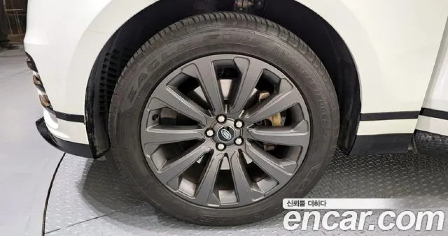 Land Rover Range Rover Velar 
