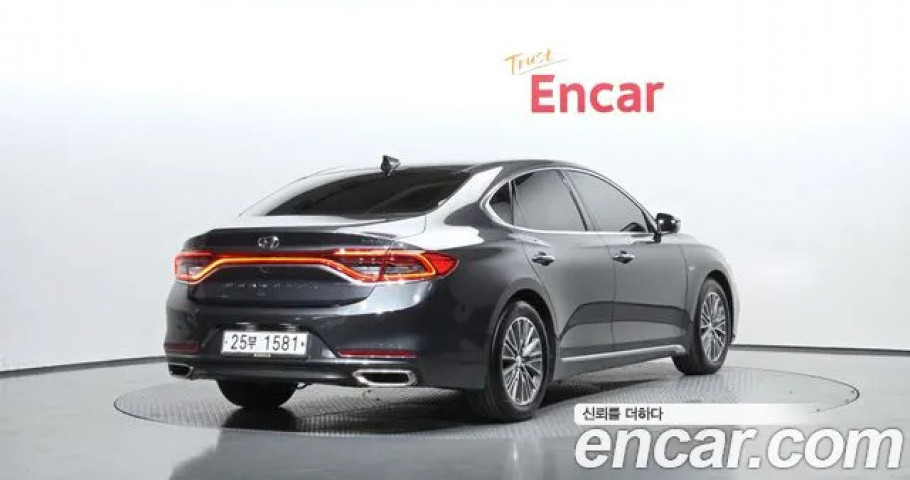 Hyundai Grandeur 