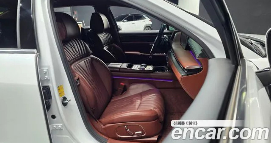 Genesis G90 