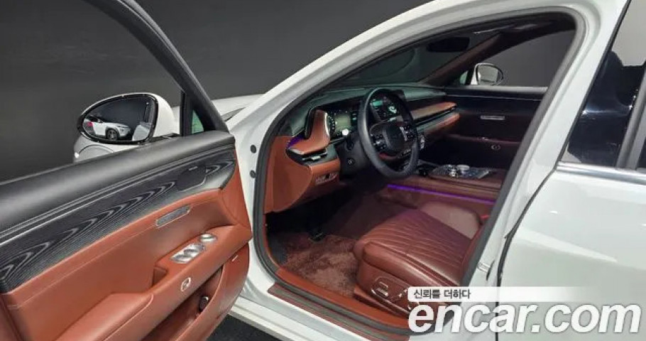 Genesis G90 
