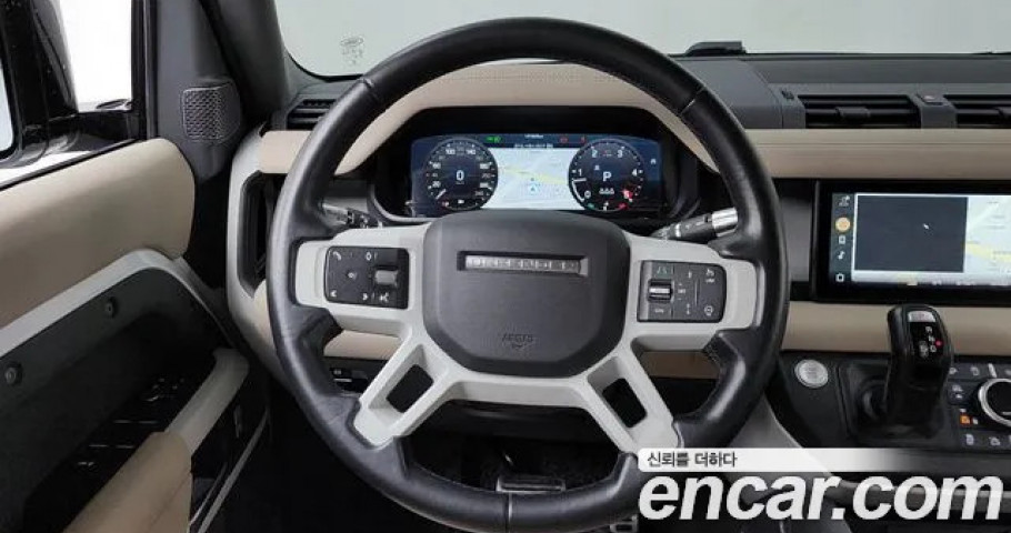 Land Rover Defender 