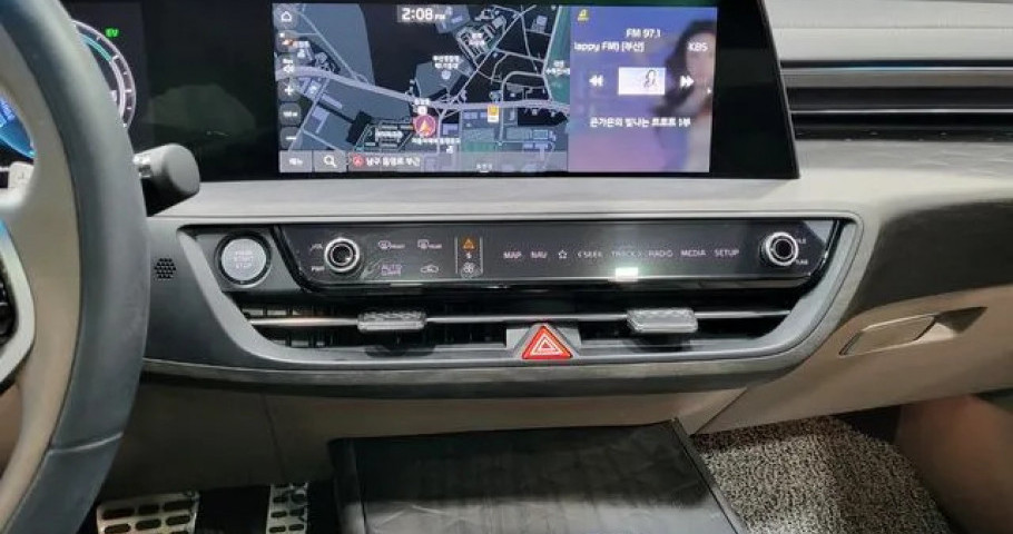 Kia K8 