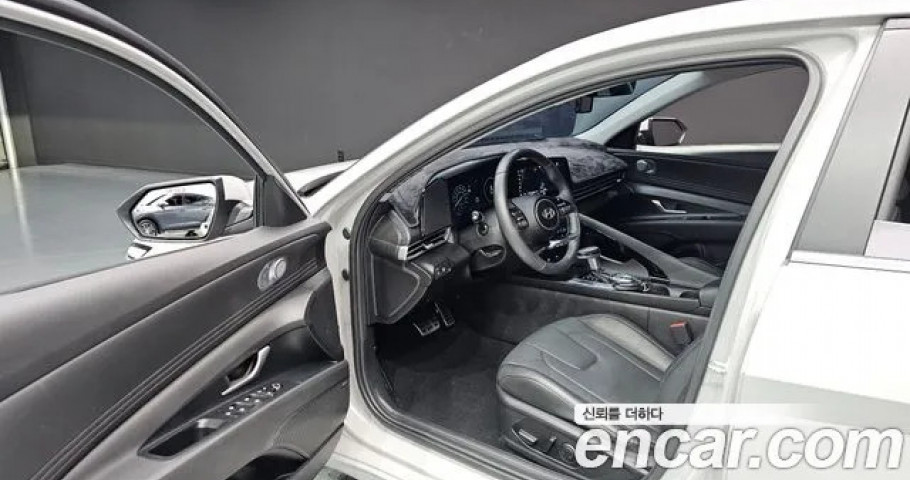 Hyundai Avante (Elantra) 