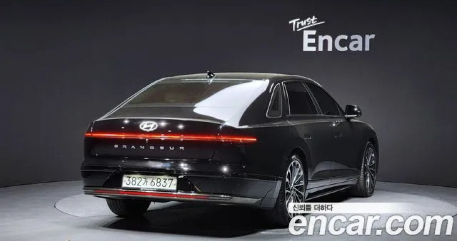 Hyundai Grandeur 