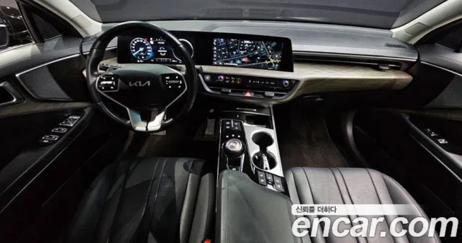 Kia K8 