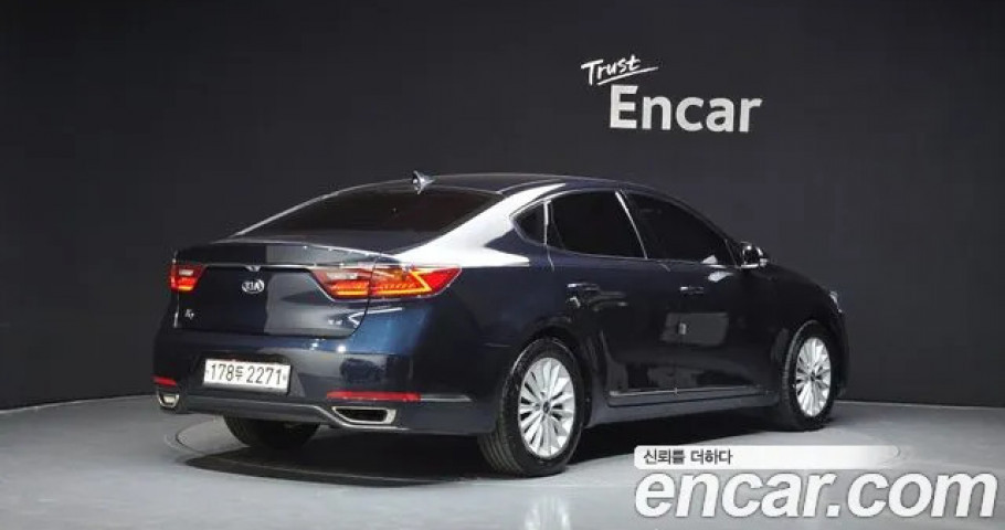 Kia K7 