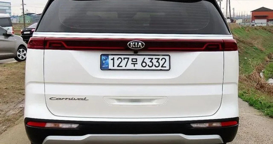 Kia Carnival 