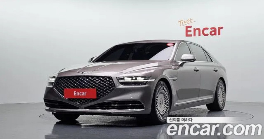 Genesis G90 