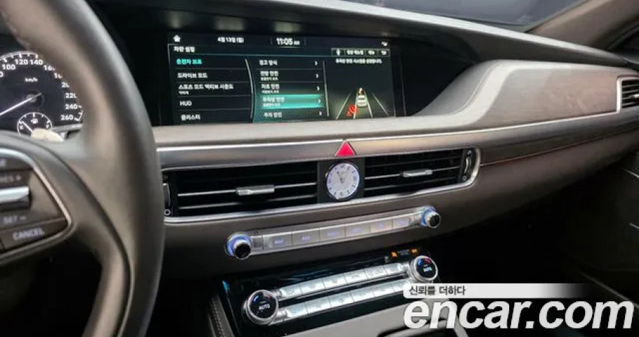 Genesis G90 