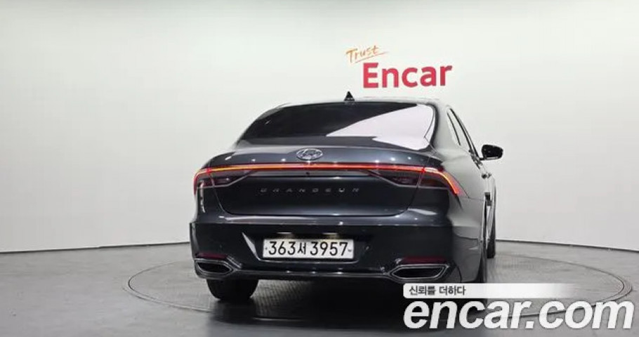 Hyundai Grandeur 