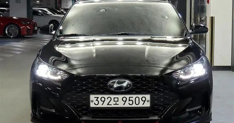 Hyundai Veloster 