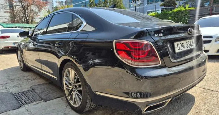 Kia K9 