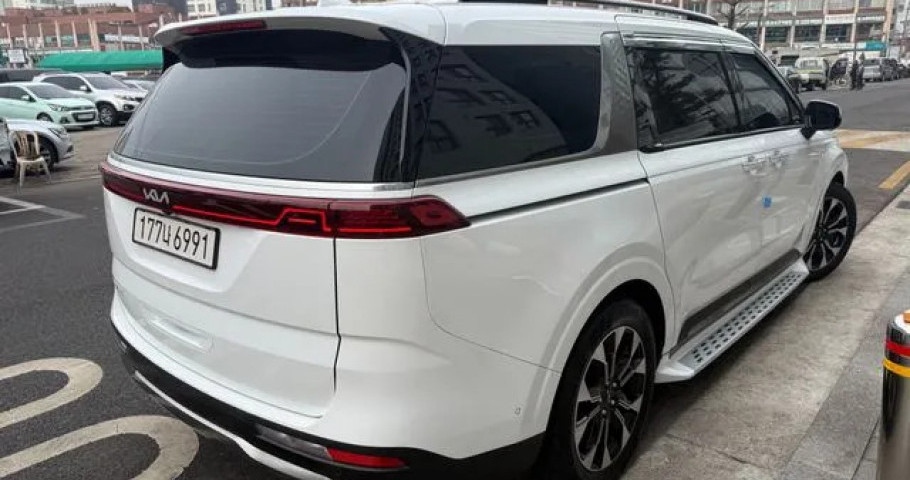 Kia Carnival 