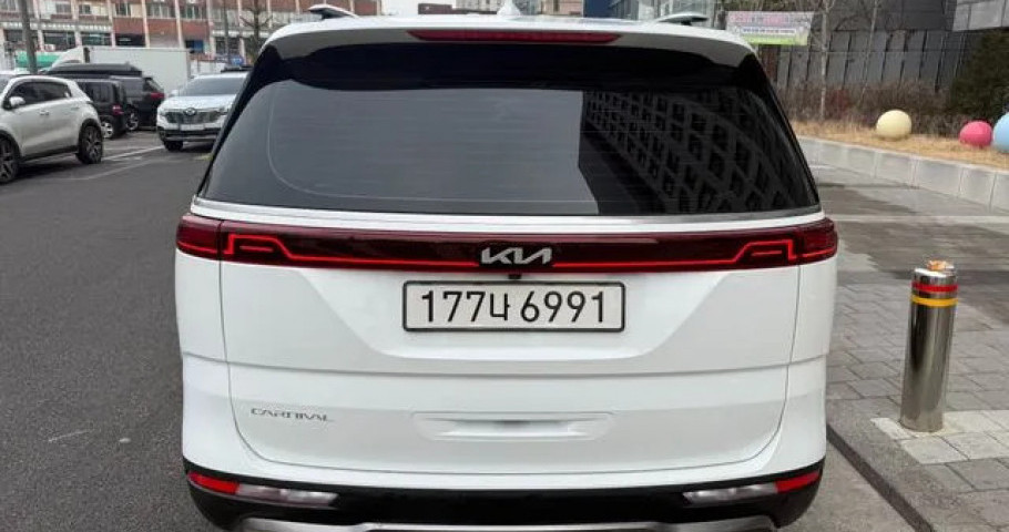 Kia Carnival 