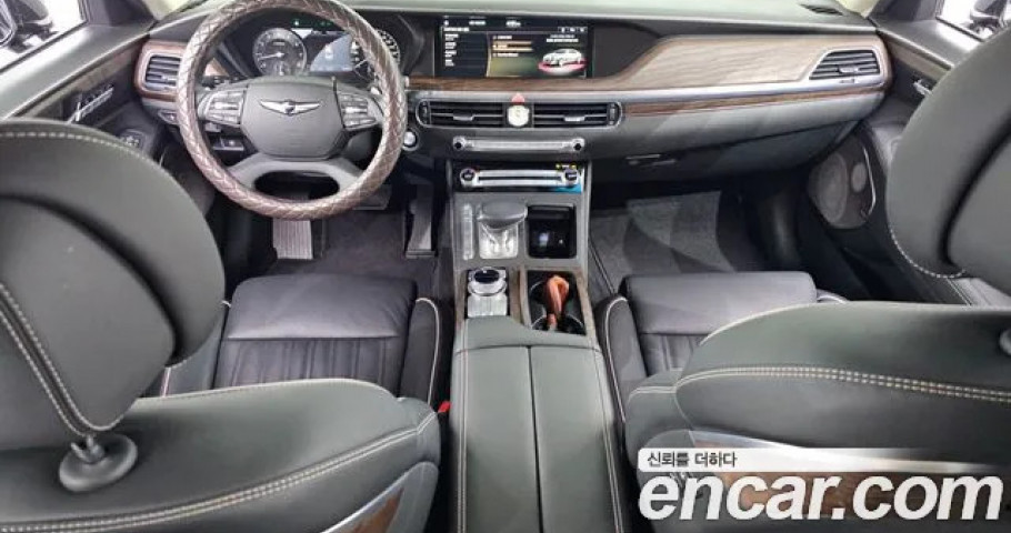 Genesis G90 
