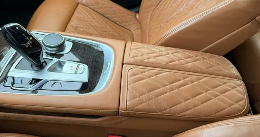 Bmw 7-Series 